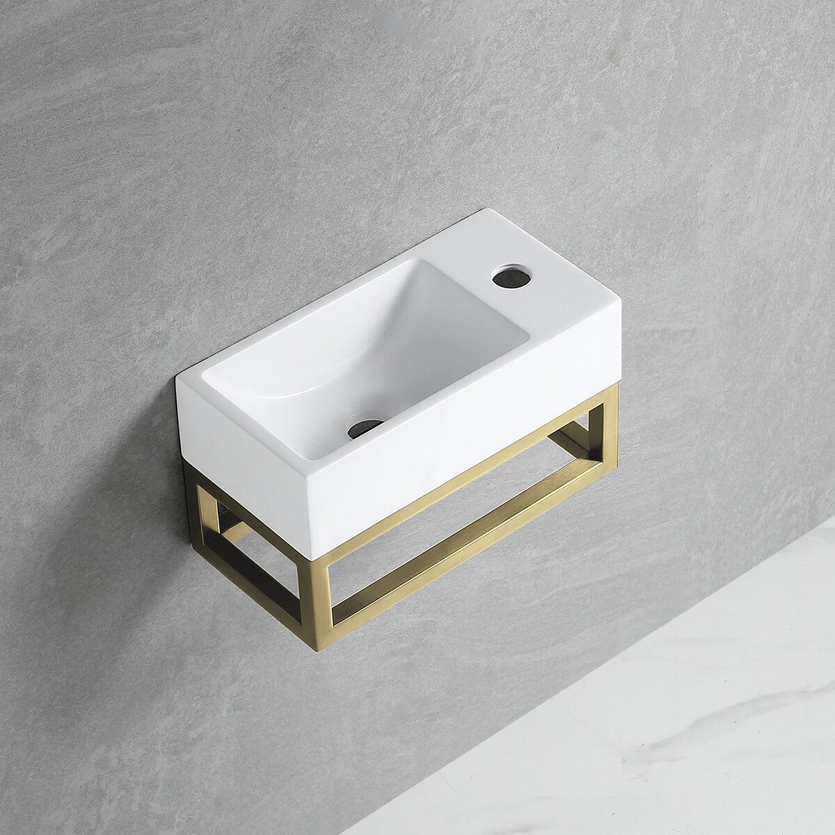 Best Design "R-Line Nancy" fontein L&R met kraangat inclusief mat-goud frame