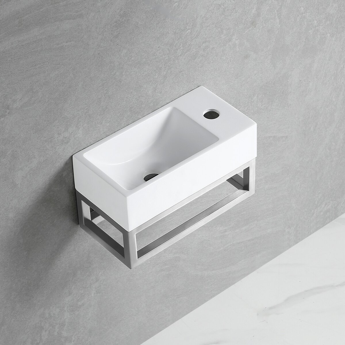 Best Design "R-Line Ore" fontein L&R met kraangat inclusief RVS-304 frame