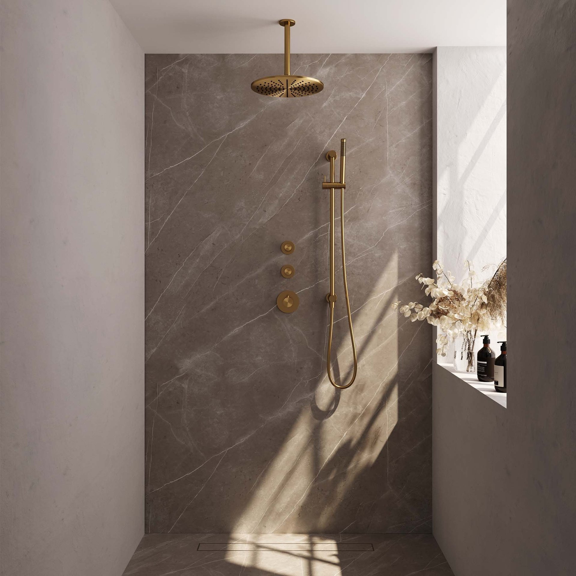 BRAUER Gold Carving thermostatische inbouw regendouche SET 18 met 30 cm douchekop en plafondarm en staaf handdouche en doucheslang en geïntegreerde glijstang goud geborsteld PVD