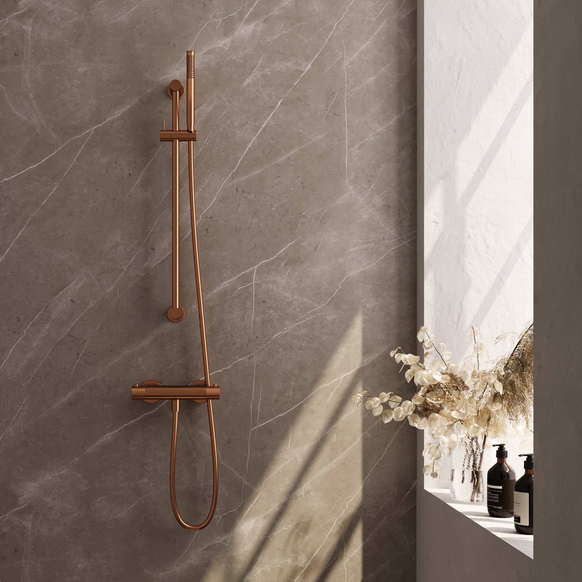 BRAUER Copper Carving opbouw douche thermostaatkraan SET 01 met glijstang en staaf handdouche en doucheslang koper geborsteld PVD